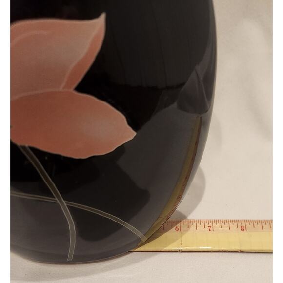 Vintage Toyo Japan Black Porcelain Vase with Peach Floral Design, Mid-Century - Picture 5 of 6